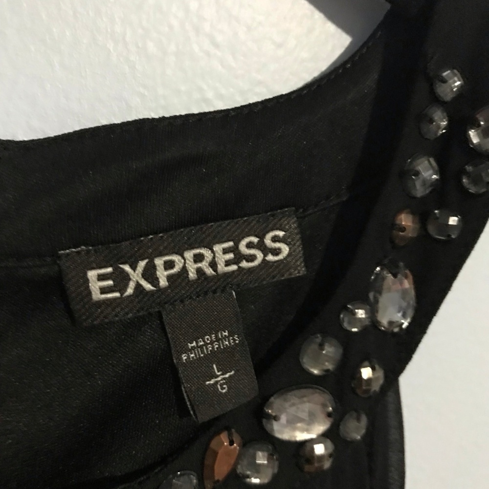 EXPRESS Rhinestone Neckline Top - Picture 7 of 7